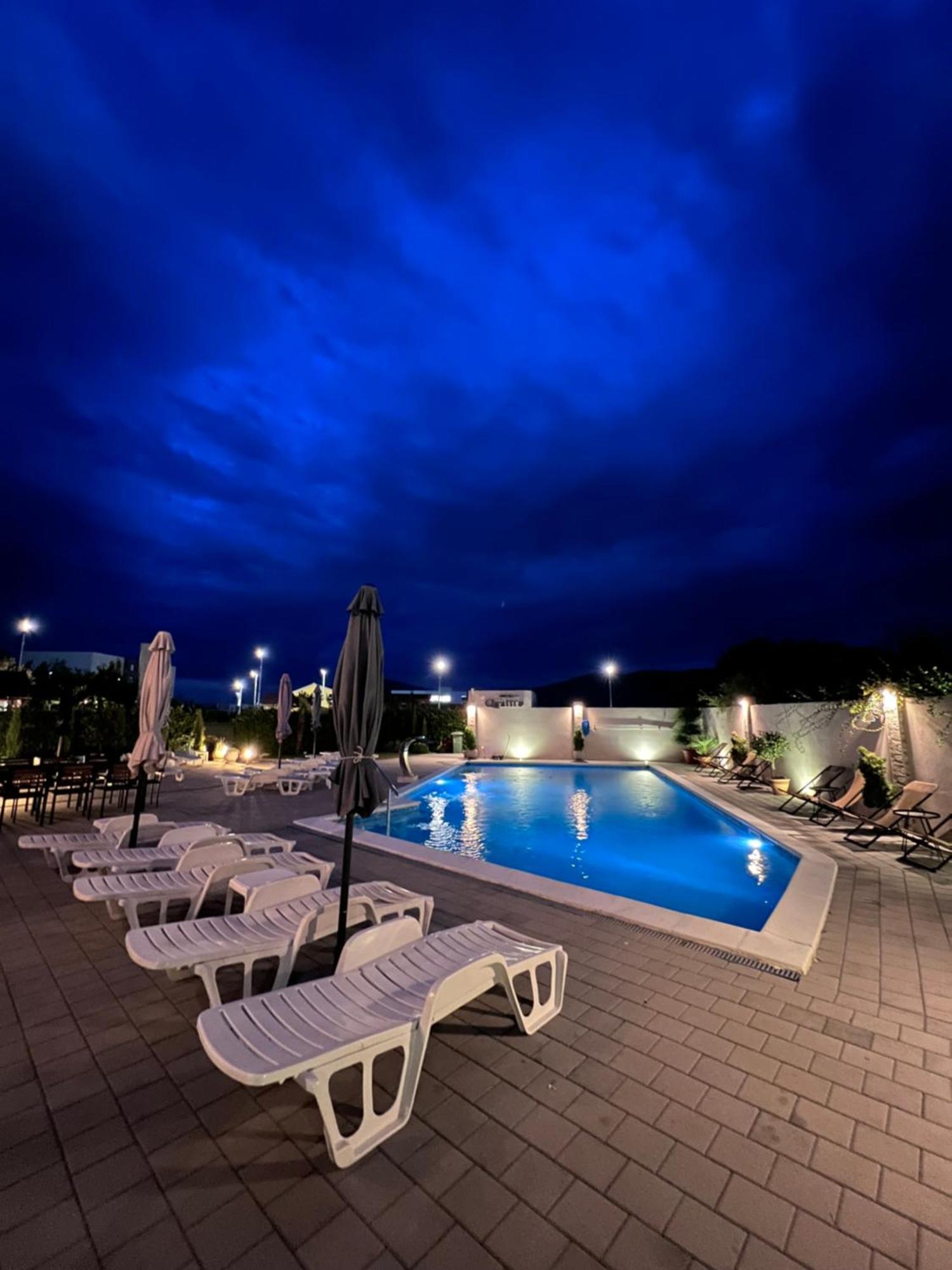 Hotel Quattro Medjugorje Ngoại thất bức ảnh
